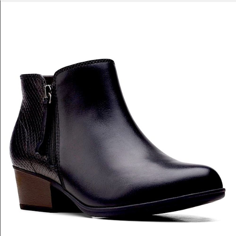 Women’s Black Boot